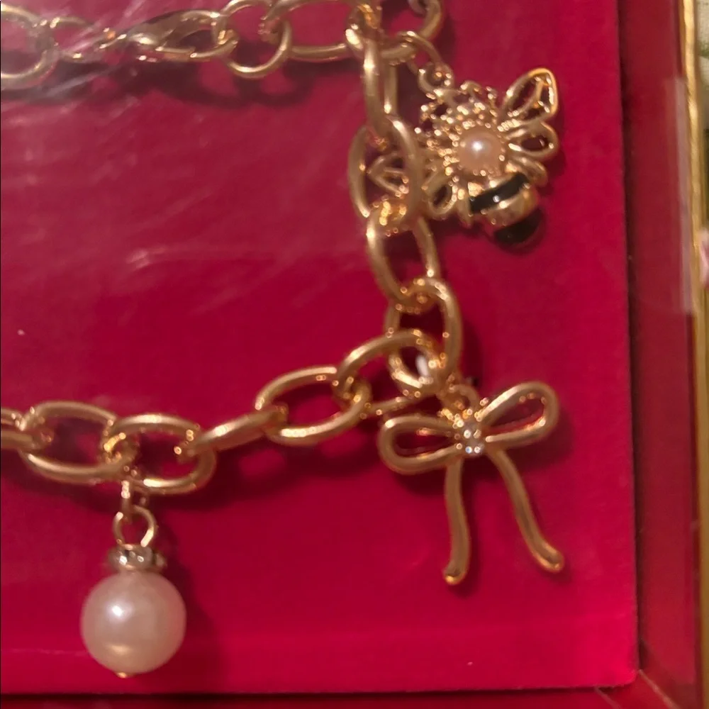 Juicy Couture 5-charm bracelet - NWT - Picture 3 of 5